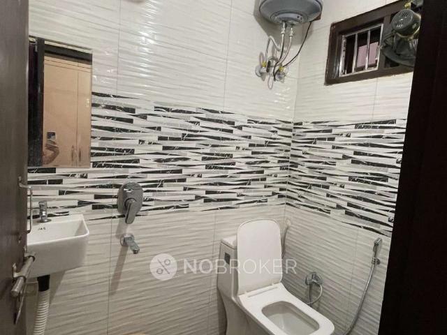 House for sale in North Delhi, Deri