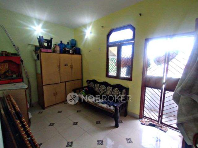 House for sale in Hariana