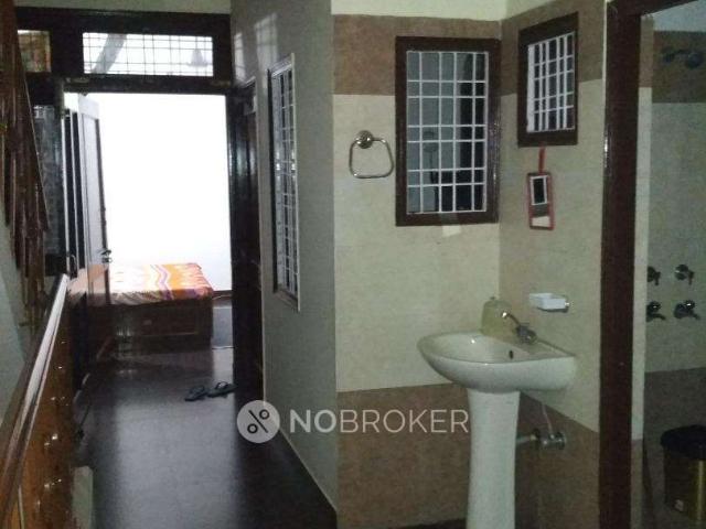 House for sale in Hariana