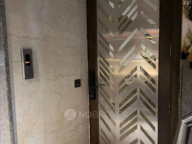 House for sale in Hariana