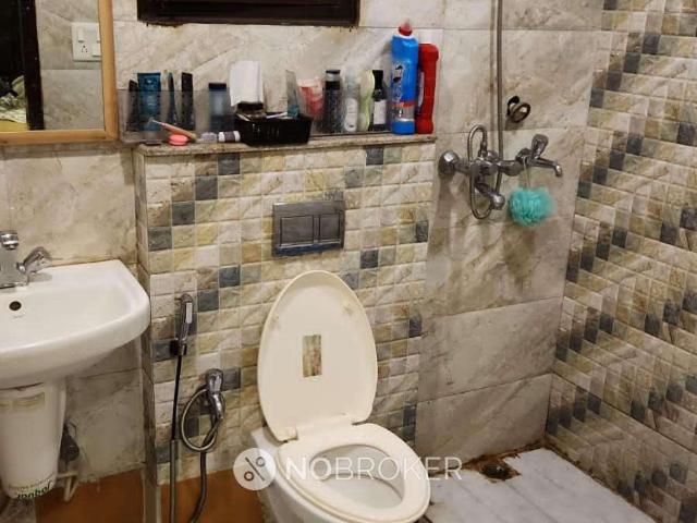 House for sale in Hariana