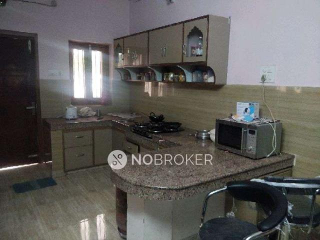 House for sale in Hariana