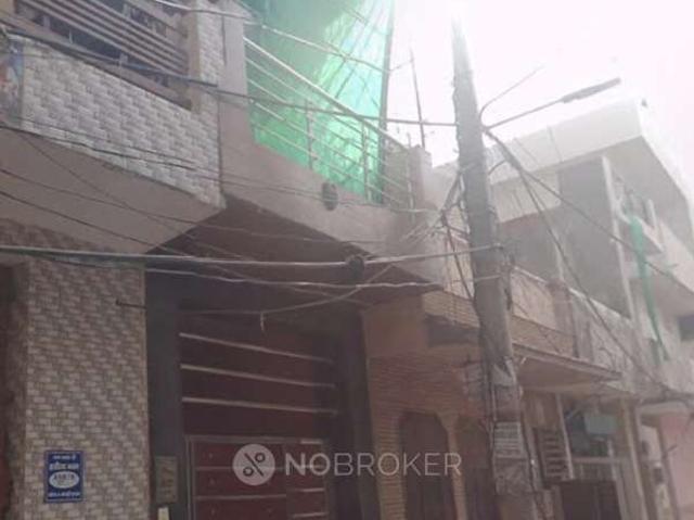 House for sale in Hariana