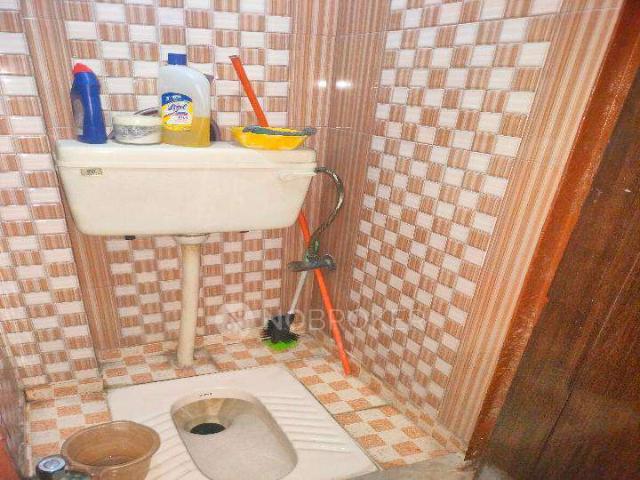 House for sale in West Delhi, Deri