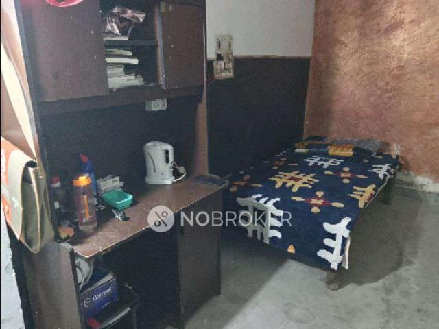 House for sale in Deri