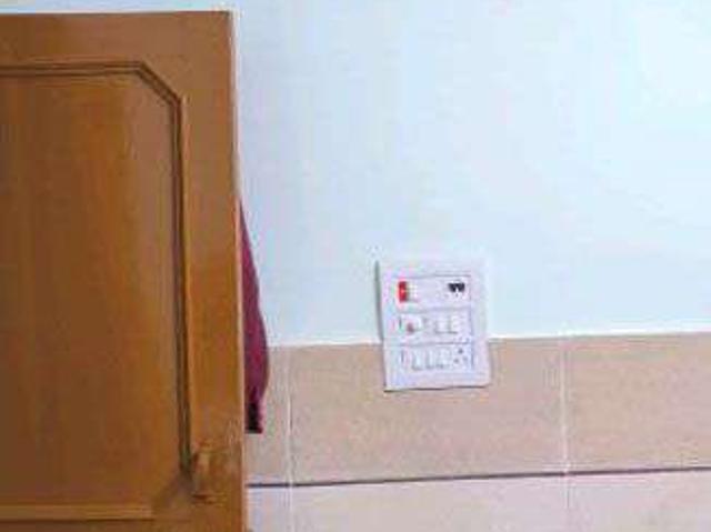 House for sale in North West Delhi, Deri