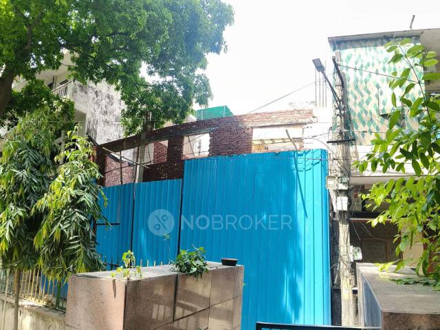 House for sale in Central Delhi, Deri