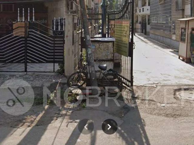 House for sale in North Delhi, Deri