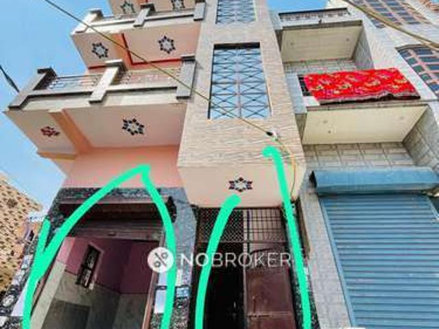 House for sale in North East Delhi, Deri