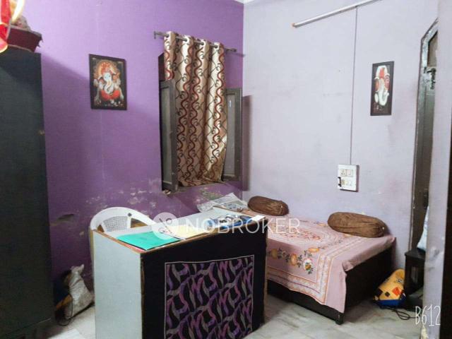 House for sale in Central Delhi, Deri