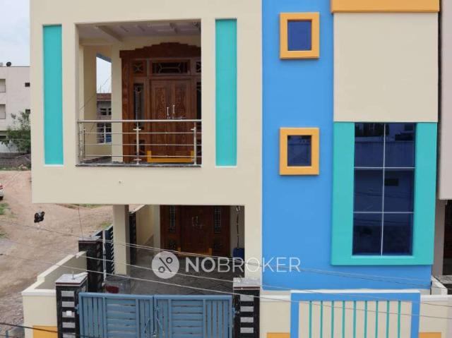 House for sale in Ranga Reddy, Tarur