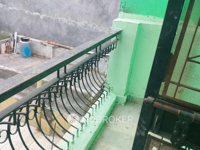 House for sale in West Delhi, Deri