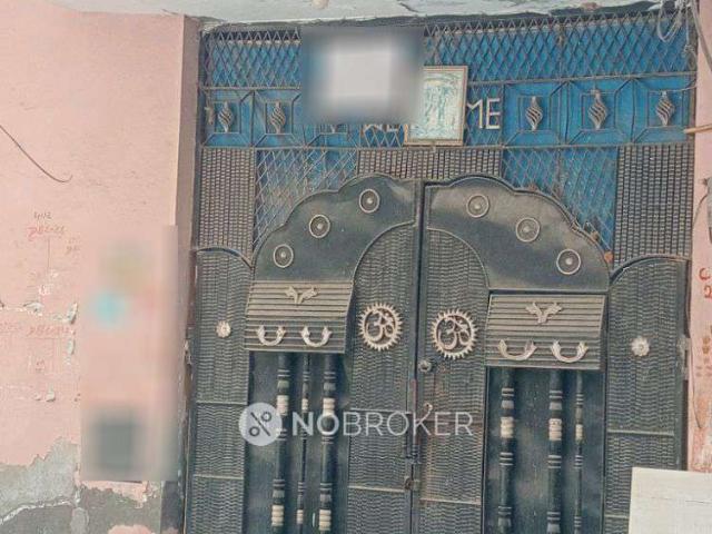 House for sale in West Delhi, Deri