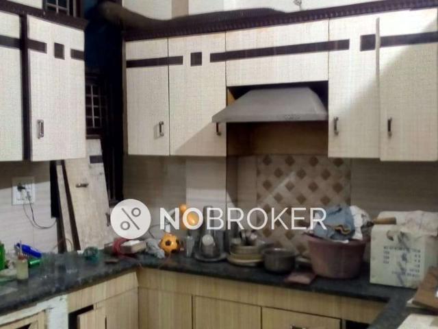 House for sale in West Delhi, Deri