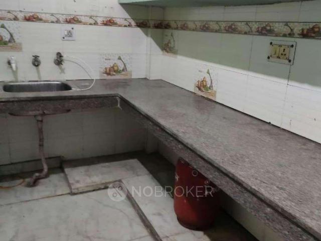 House for sale in West Delhi, Deri