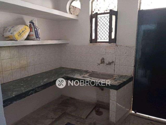 House for sale in West Delhi, Deri