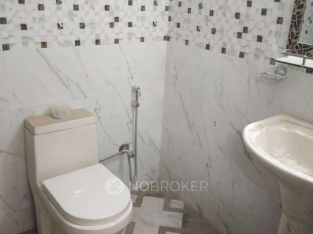 House for sale in South Delhi, Deri