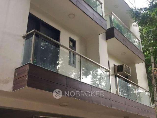 House for sale in Deri
