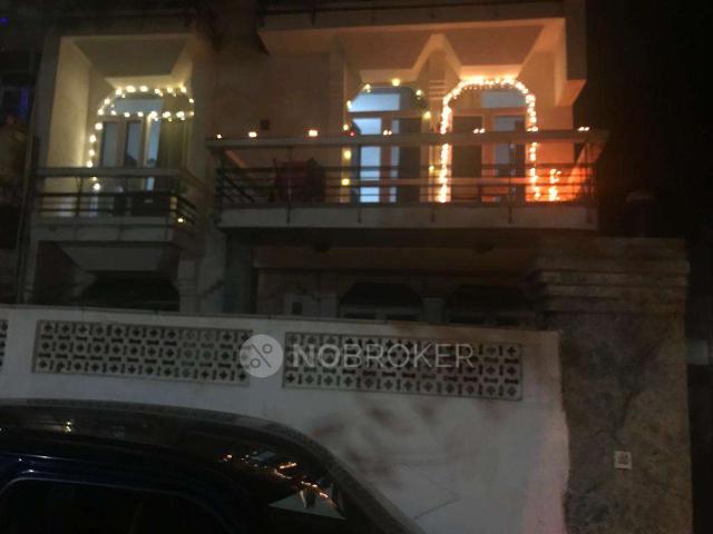House for sale in Deri