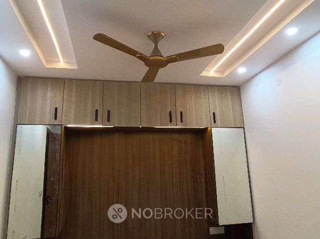 House for sale in West Delhi, Deri