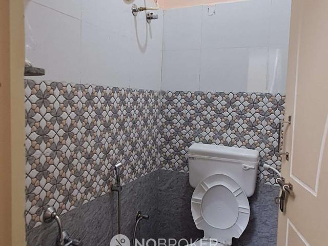 House for sale in Bangalore North, Cox Town - Bangalore