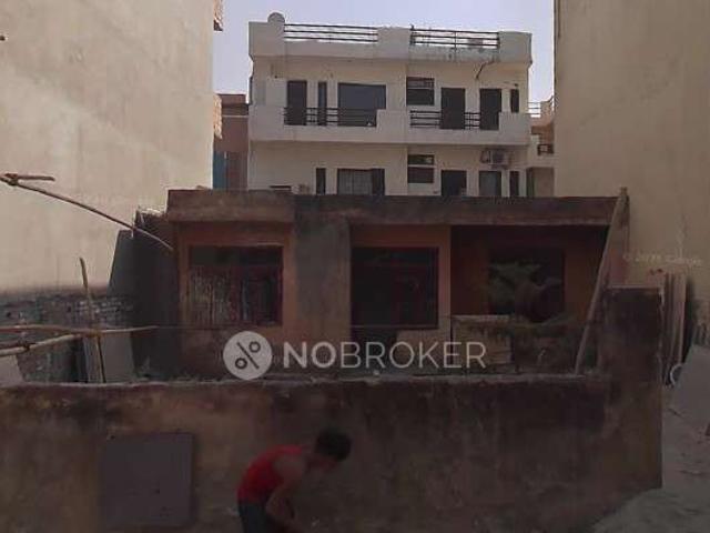 Property for rent in Hariana