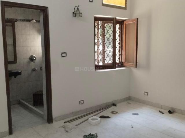 Flat for rent in Deri