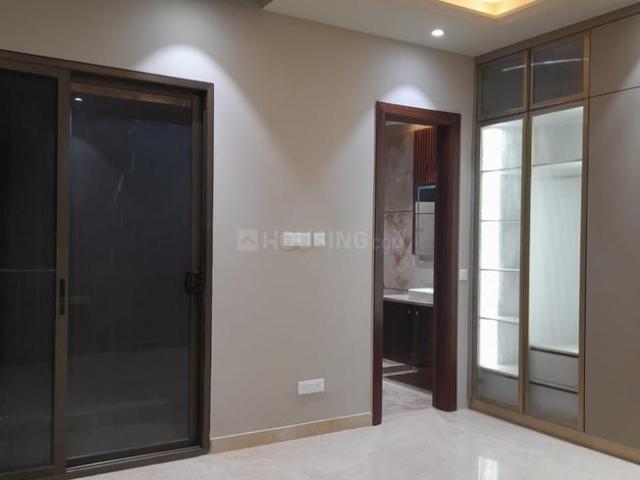 Flat for rent in Deri