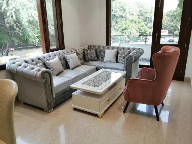 Flat for rent in Deri