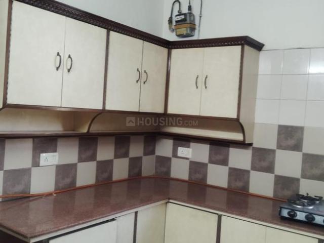 Flat for rent in Deri