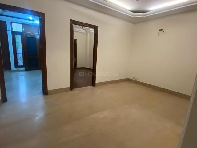Flat for rent in Deri