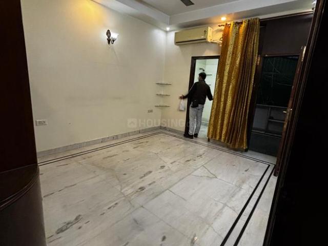 Flat for rent in Deri