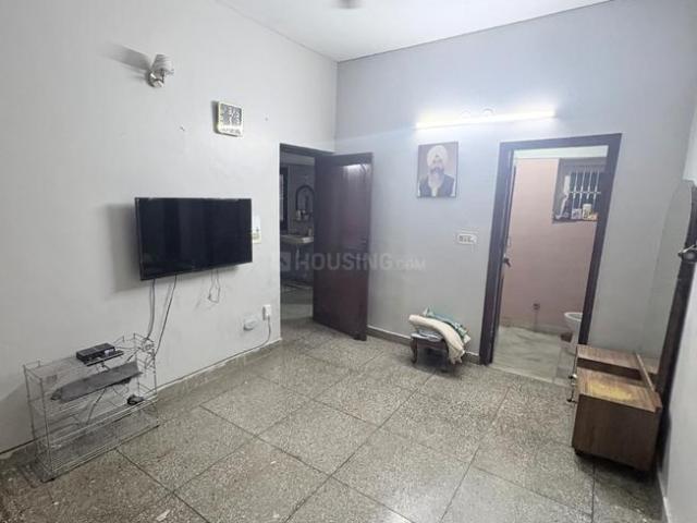 Flat for rent in Deri