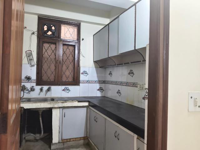 Flat for rent in South Delhi, Deri