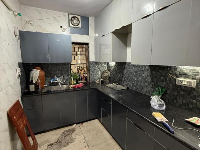 Flat for rent in North West Delhi, Deri