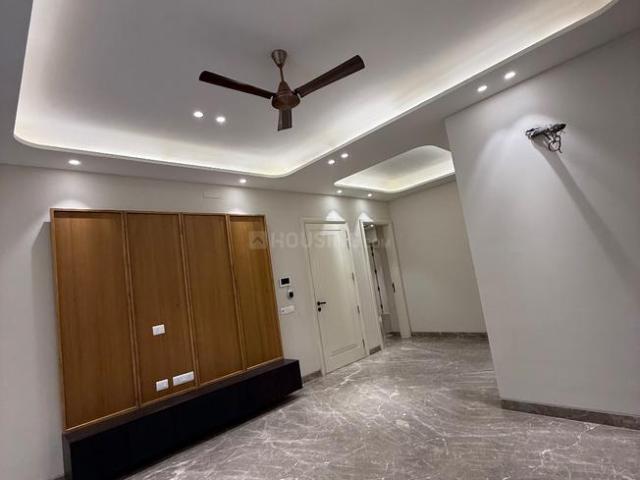 Flat for sale in North West Delhi, Deri