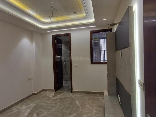 Flat for sale in North West Delhi, Deri