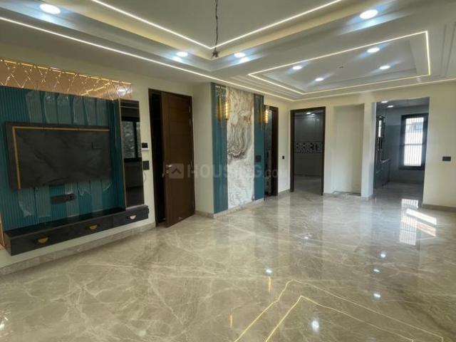 Flat for sale in North West Delhi, Deri