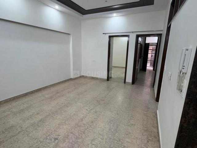Flat for sale in North West Delhi, Deri