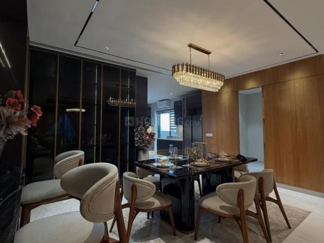 Flat for sale in North West Delhi, Deri