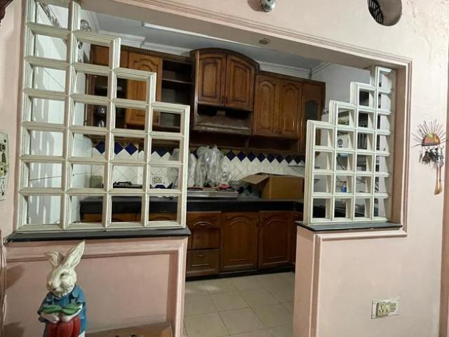 Flat for sale in North West Delhi, Deri