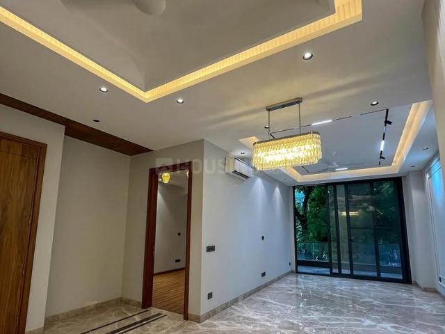 Flat for sale in North West Delhi, Deri