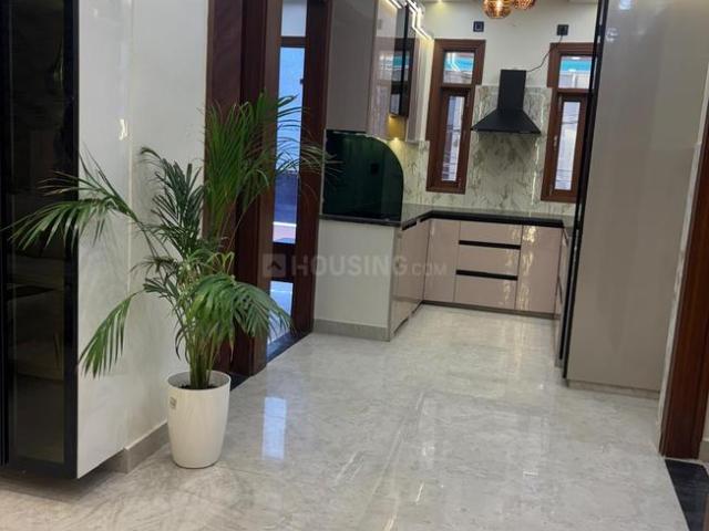 Flat for sale in South West Delhi, Deri