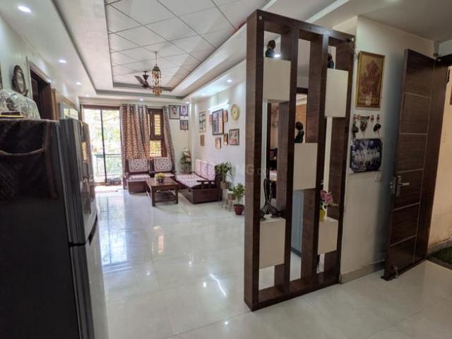 Flat for sale in South West Delhi, Deri