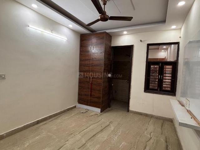 Flat for sale in South West Delhi, Deri