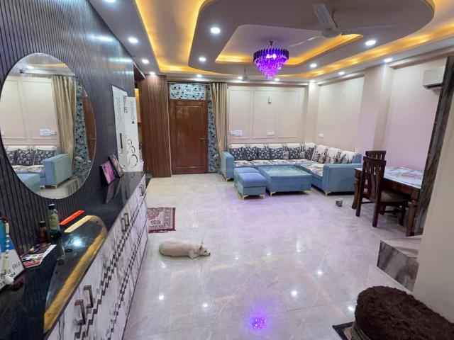 Flat for sale in South Delhi, Deri