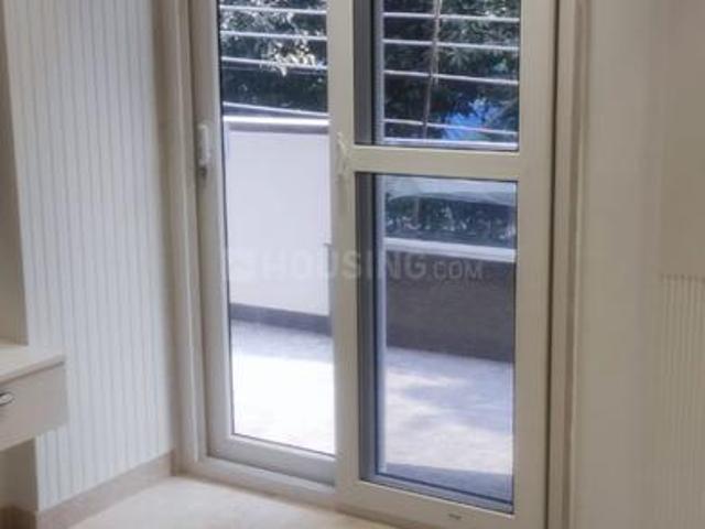 Flat for rent in Deri