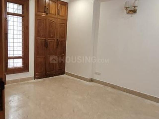 Flat for rent in Deri