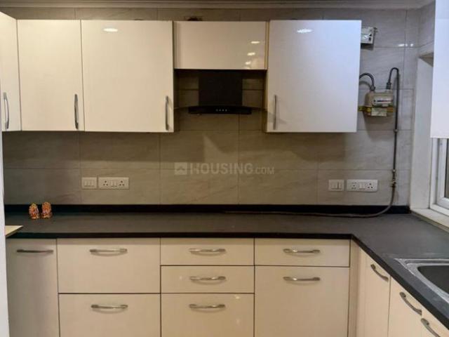 Flat for rent in Deri