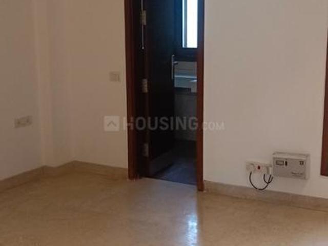 Flat for rent in Deri